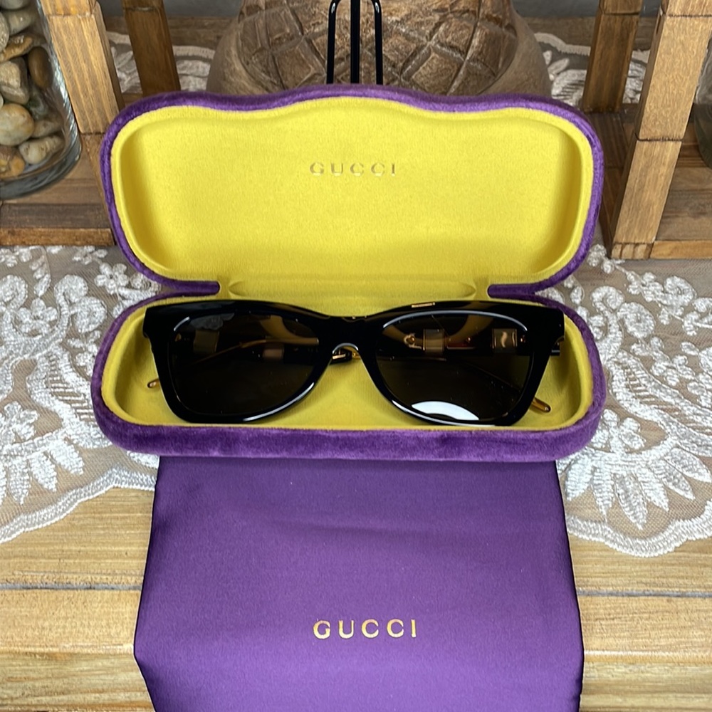 Authentic NWOT GUCCI Sunglasses - Picture 2 of 8